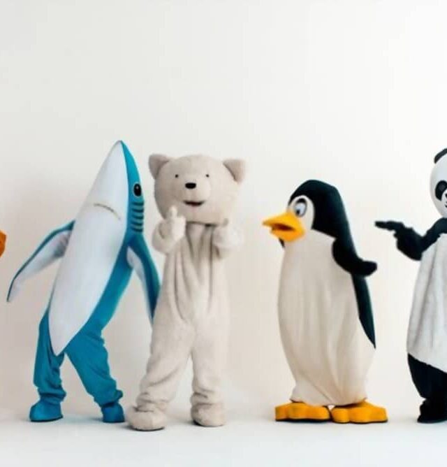 kostum maskot